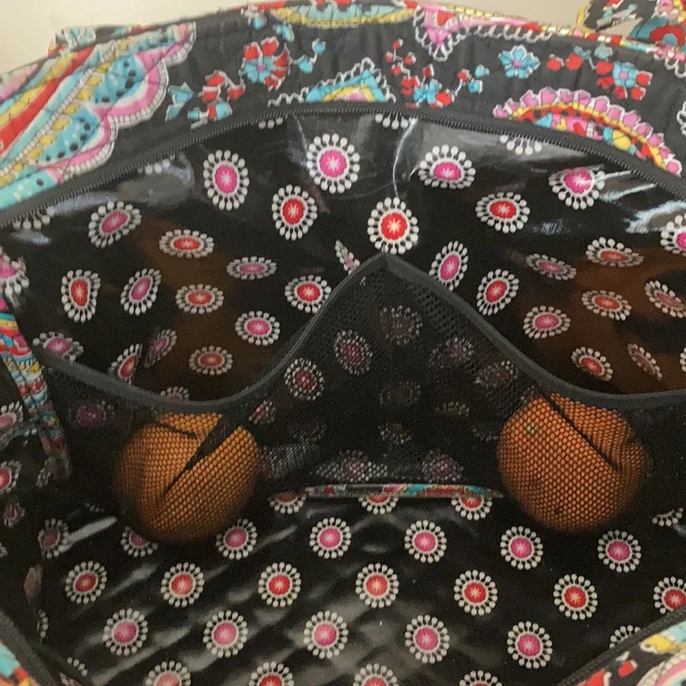 VERA BRADLEY Large quilted Baby BAG or whatever Bag